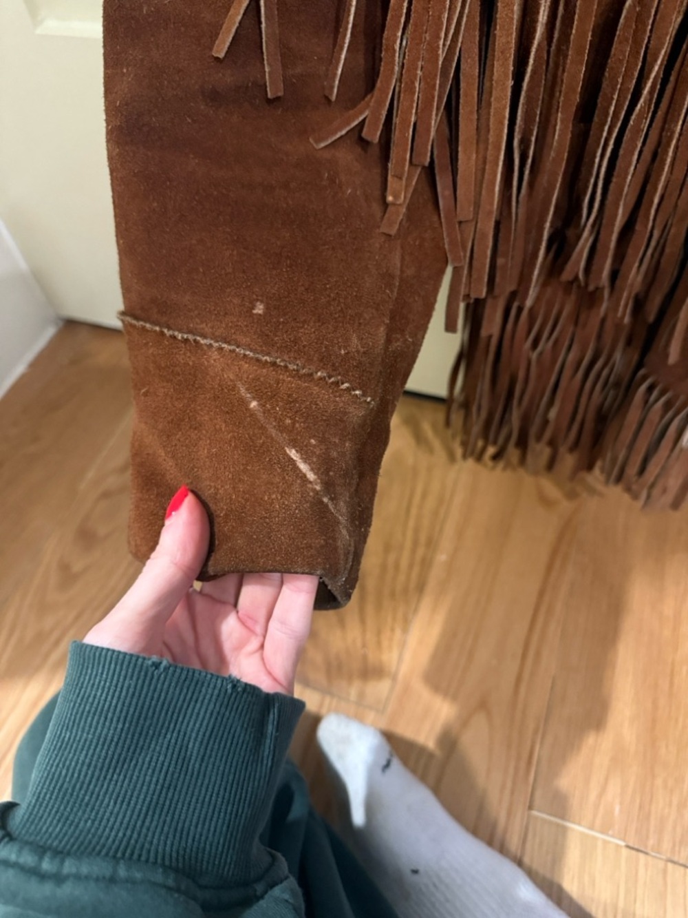 Fringed Suede Jacket - Brown. Vintage. - Picture 9 of 14